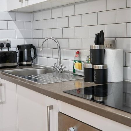 Modern Central Apartment - City Centre - Fast Wifi - Near Utilitia Arena & Icc Birmingham Luaran gambar