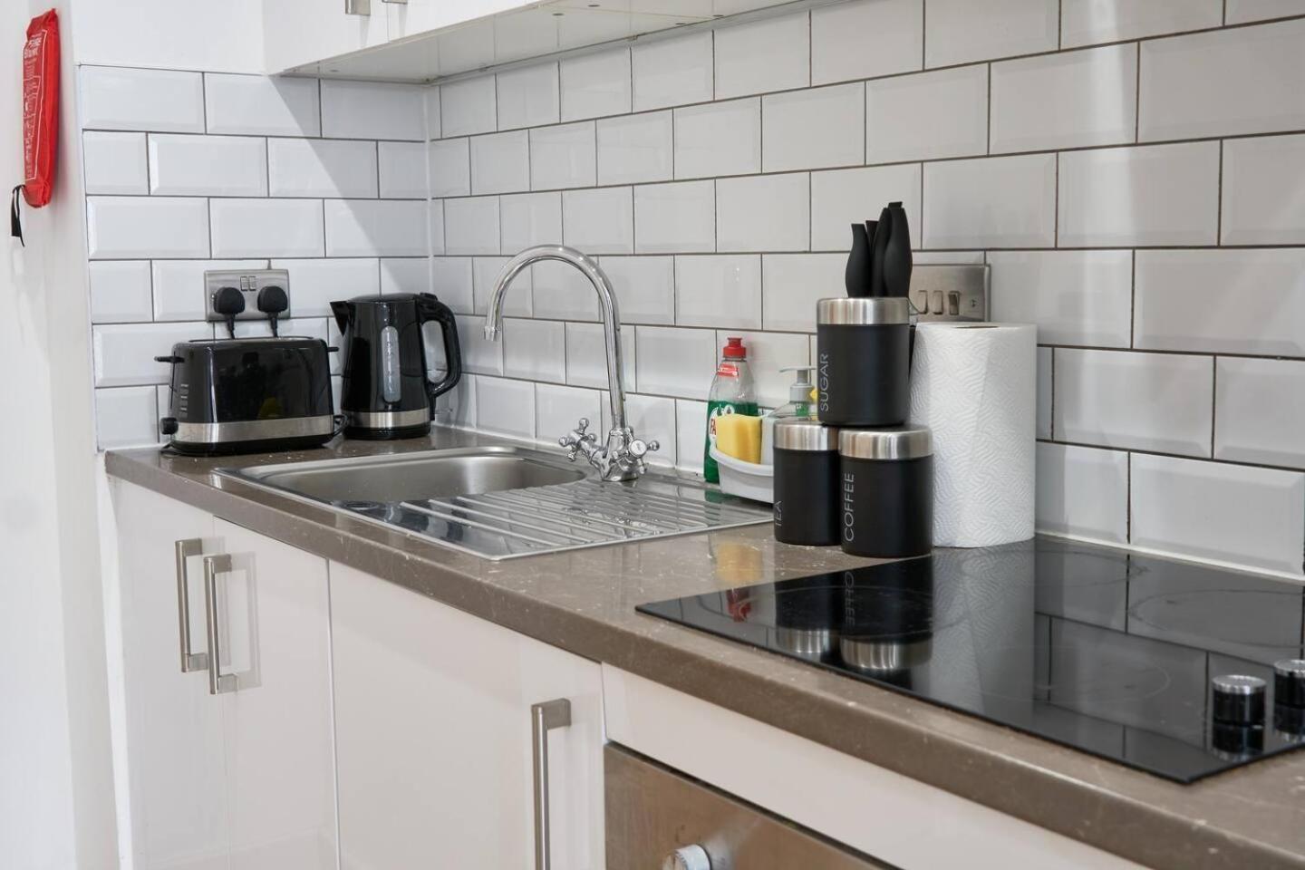 Modern Central Apartment - City Centre - Fast Wifi - Near Utilitia Arena & Icc Birmingham Luaran gambar